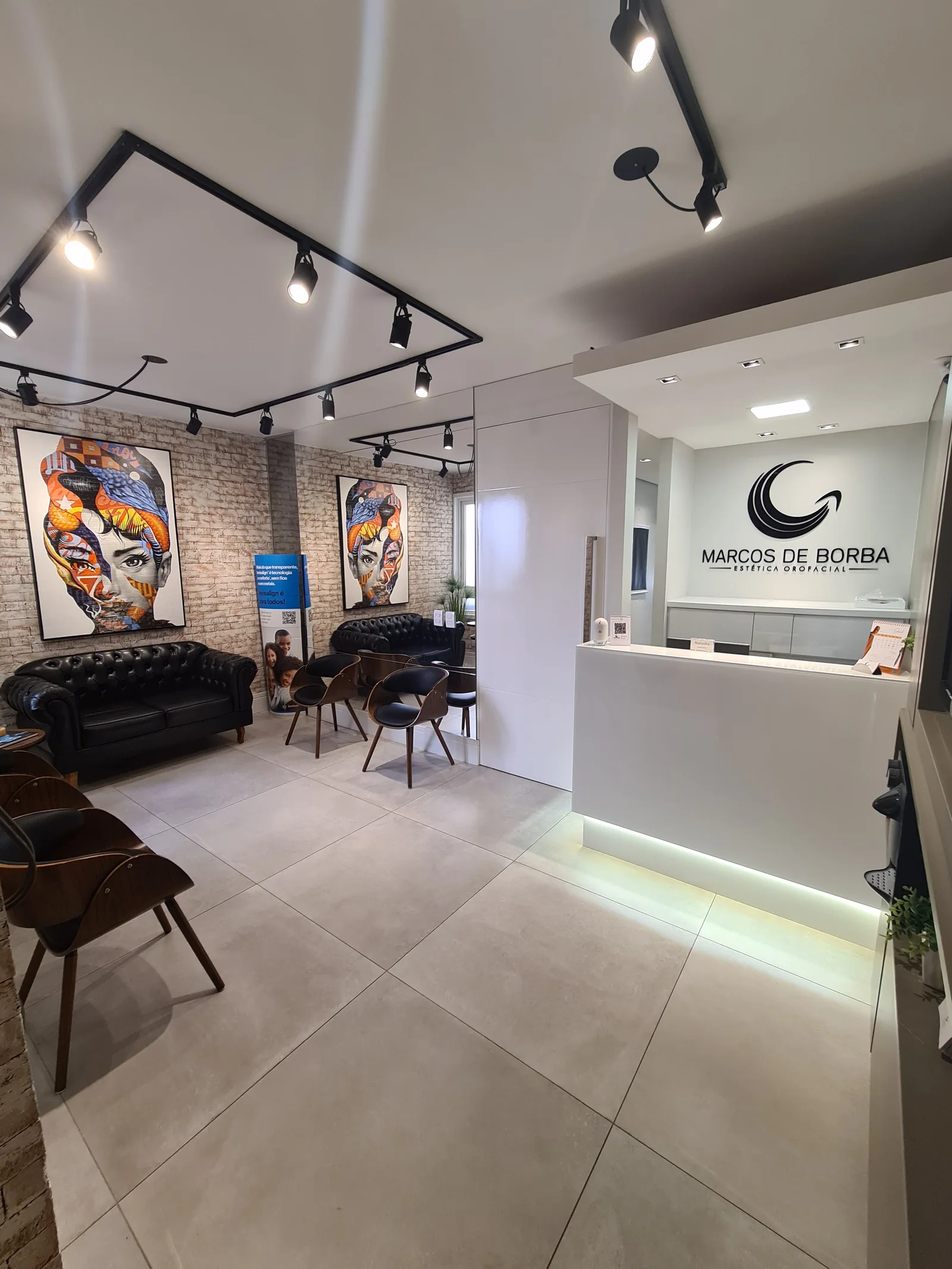 Recepção de Marcos de Borba Estética Orofacial, em Porto Alegre